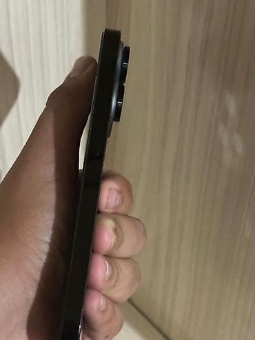 IPhone 14 Pro, Б/у, 128 ГБ, Черный, Кабель, 79 % — 3