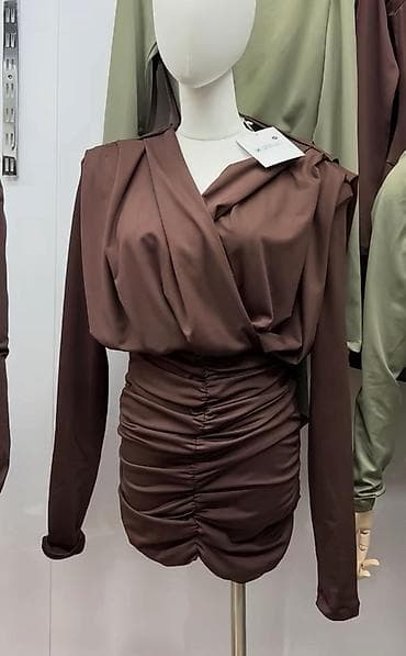 платье из атласа: Вечернее платье, Длинная модель, Атлас, С рукавами, M — 1