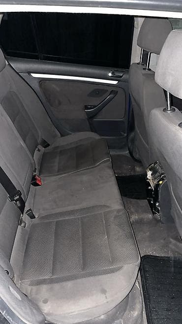 2 4 д: Volkswagen Golf V: 2004 г., 2 л, Бензин, Хэтчбэк — 7