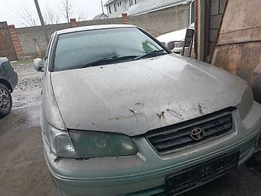 круг кран: Toyota Camry: 1999 г., 2.2 л, Бензин, Седан — 1