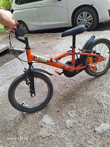 Детский велосипед, 2-колесный, 4 - 6 лет, Для мальчика, Б/у at lalafo.kg Детский велосипед, 2-колесный, 4 - 6 лет, Для мальчика, Б/у