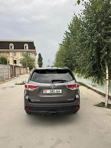 мини афто: Toyota Highlander: 2015 г., Кроссовер — 3