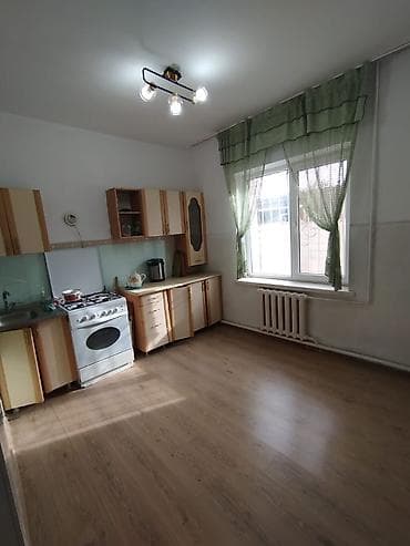 болгария недвижимость: СРОЧНАЯ ПРОДАЖА 🔥🔥🔥 мансардный дом. в ж/м Ак Орго материал стен — 9