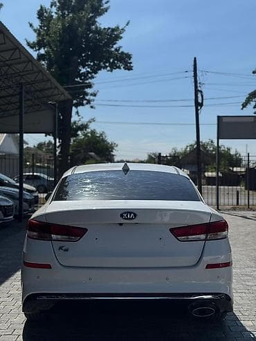 arizzo 8: Kia K5: 2018 г., 2 л, Автомат, Газ, Седан — 3