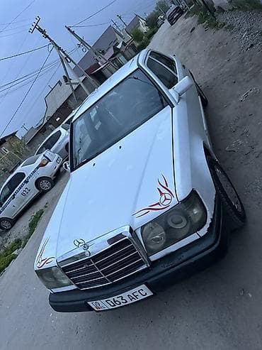 дверные карты на ваз: Mercedes-Benz W124: 2026 г., Ручные, Седан — 3