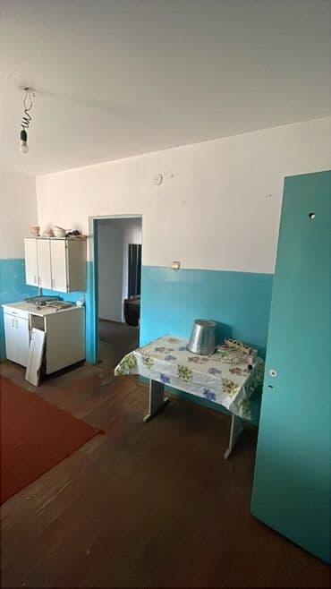 рабочий городок пол дома: Продаю 3 комнатный дом село Полтавка. Без ремонта. Есть красная книга — 8