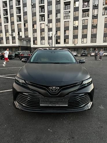 Toyota Camry: 2019 г., 2.5 л, Автомат, Бензин, Седан — 2