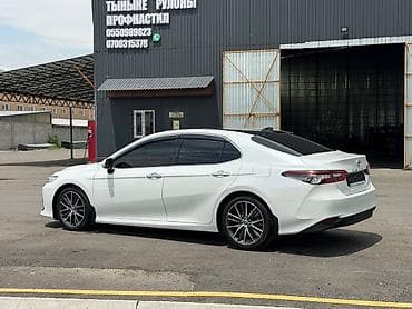 Транспорт: Toyota Camry: 2023 г., 2.5 л, Автомат, Бензин, Седан — 3