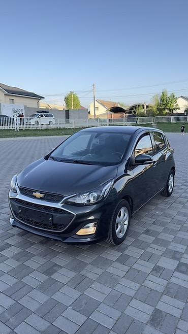 реалии: Chevrolet Spark: 2019 г., 1 л, Автомат, Бензин, Хэтчбэк — 3