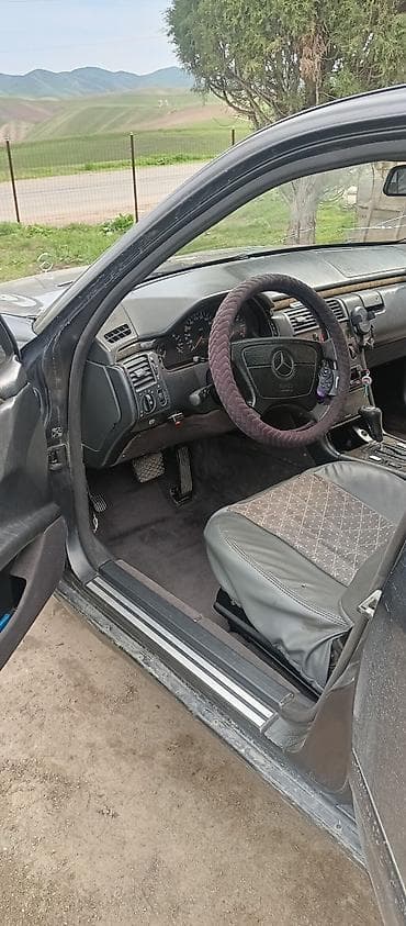 80 тирактор: Mercedes-Benz E-Class: 1997 г., 2.2 л, Автомат, Дизель, Седан — 5