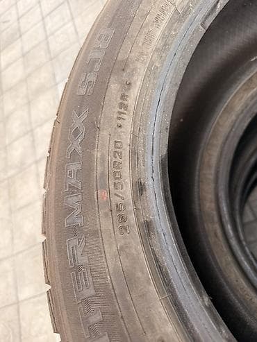 чёрные зимние: Шины 285 / 50 / R 20, Зима, Комплект, Внедорожные (АТ/МТ), DUNLOP — 4