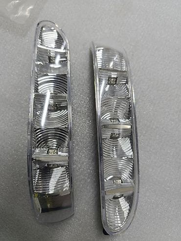 пл: Комплект поворотников Mercedes-Benz — 2