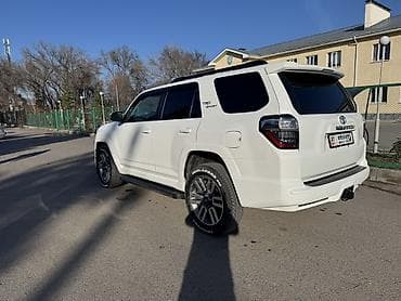 infinity fx: Toyota 4Runner: 2023 г., Внедорожник — 6