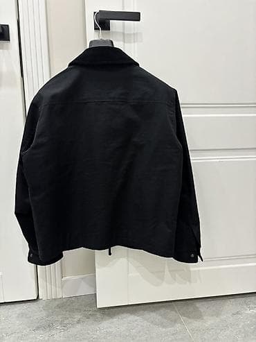 Жынсылар: Черная куртка Uniqlo - Модель: укороченная рабочая/филд‑куртка - — 2