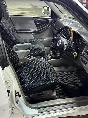 Унаа сатуу: Subaru Forester: 2001 г., 2.5 л, Автомат, Бензин, Кроссовер — 4