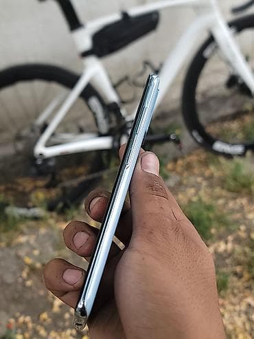 se 4: Samsung Galaxy S20, Б/у, 128 ГБ, цвет - Голубой, 1 SIM — 9