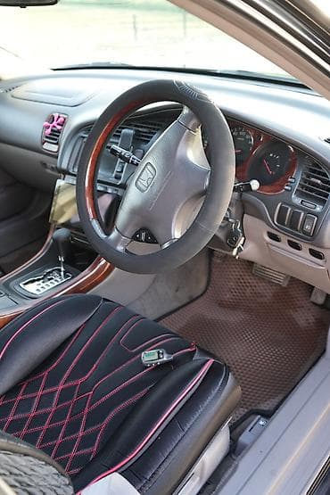 bmv e32: Honda Saber: 2000 г., 2.5 л, Автомат, Бензин, Седан — 10