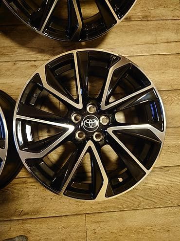 кружка для машины: Диски R 17 Toyota, Комплект, отверстий - 5, Новый — 3