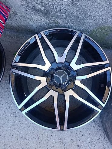 Литые Диски R 18 Mercedes-Benz, Комплект, отверстий - 5, Новый at lalafo.kg Литые Диски R 18 Mercedes-Benz, Комплект, отверстий - 5, Новый