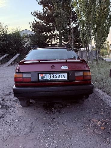 hongqi e: Volkswagen Passat: 1988 г. — 5