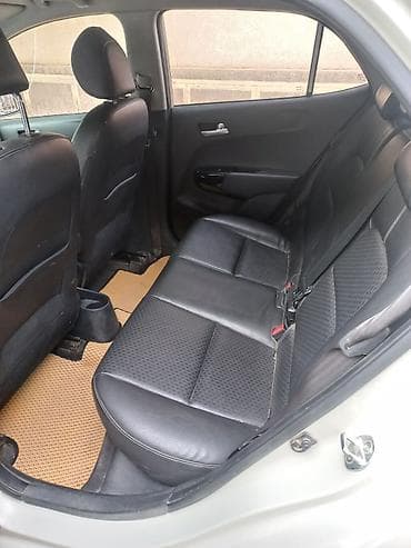 Транспорт: Kia Morning: 2017 г., 1 л, Автомат, Бензин, Хэтчбэк — 5