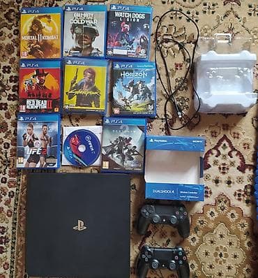 Игровой комплект PlayStation 4про с аксессуарами и играми на дисках