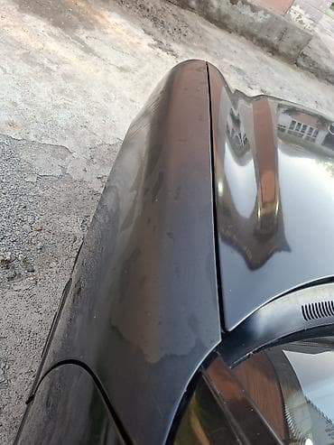 значки на мерседес: Mercedes-Benz E-Class: 2000 г., Седан — 4