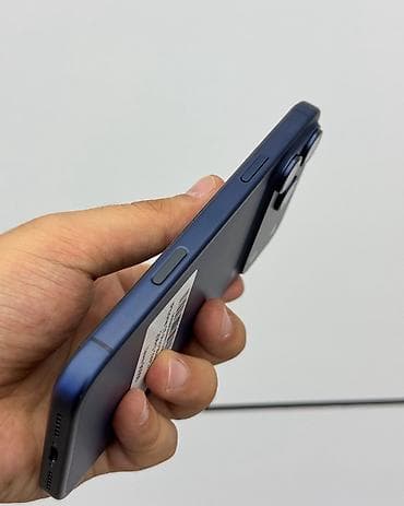 iphone 6 pro: IPhone 17 Pro Max, Б/у, 256 ГБ, Blue Titanium, Защитное стекло, Чехол, В рассрочку, 100 % — 6