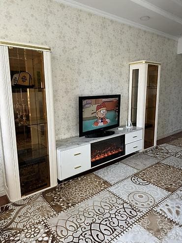 квартира на длительный срок: 4 комнаты, Собственник — 5