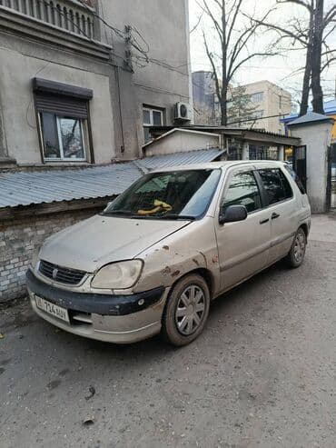 жигули багажник: Toyota Raum: 2000 г., 1.5 л, Автомат, Бензин, Универсал — 4