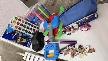 гараж игрушка: Игрушки, продаю комплектом — 1