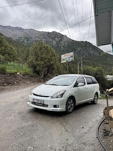 Toyota WISH: 2003 г., 1.8 л, Автомат, Бензин, Универсал — 5
