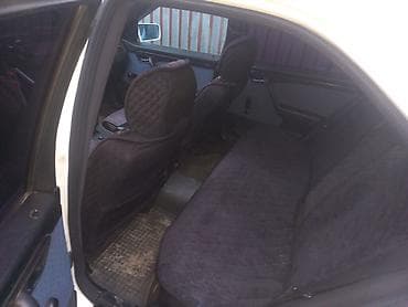 экран для машины: Продаётся легковой автомобиль (седан). Основные характеристики: - — 2