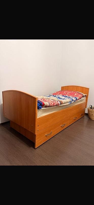 Керебеттер: Бир кишилик керебет, Матрасы бар, узуну - 190 см — 1
