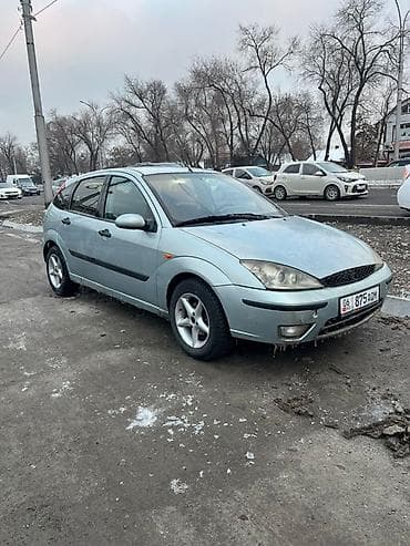 Ford Focus: 2004 г., 1.6 л, Механика, Бензин, Хэтчбэк