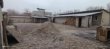 склада: Продаётся земельный участок с хозяйственными постройками. с доходом — 2