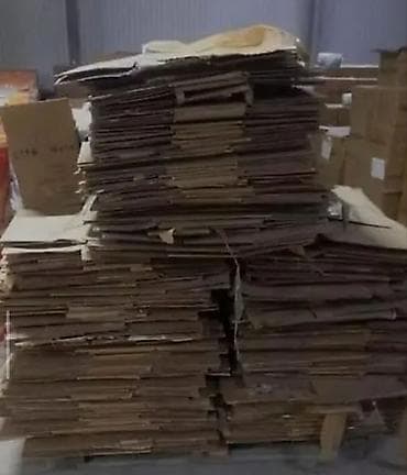 Продаются картонные коробки в сложенном виде еженедельно по 300-400 — 1