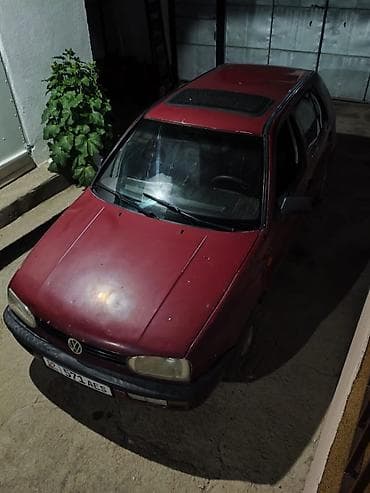 bvd e2: Volkswagen Golf: 1993 г., 1.6 л, Механика, Бензин, Хэтчбэк — 4