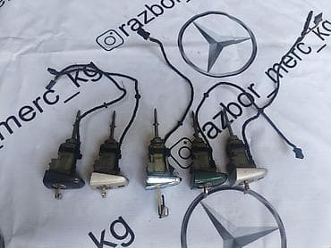 key maker: Передняя левая дверная ручка Дверная ручка Mercedes-Benz Б/у, Оригинал — 1