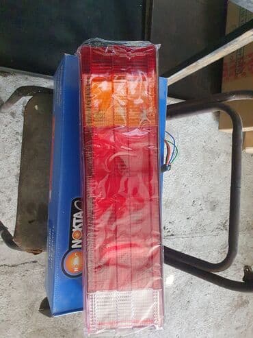 подкрылки лексус: Задний левый стоп-сигнал Mercedes-Benz 2000 г., Новый, Аналог, Германия — 1