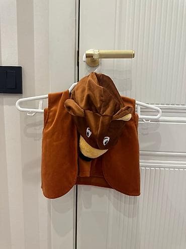 Продается детский костюм «Мишки» на 3-3,5 года. Шорты+ жилет+ головной