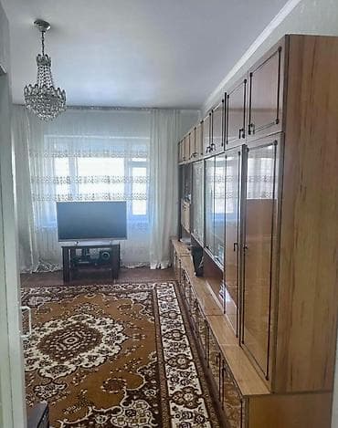 айтиева: 2 бөлмө, 48 м², 105-серия, 4 кабат, Эски ремонт — 1