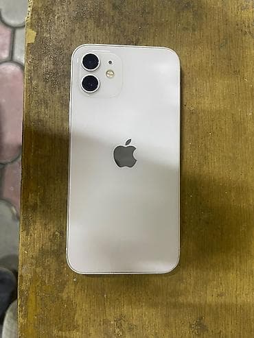 iphon 10: IPhone 12, белый Все работает, единственное треск на экране и все — 2