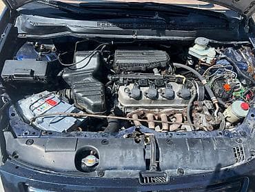 хундай старекс 1: Honda Stream: 2004 г., Кол менен иштөөчү, Бензин, Вэн/Минивэн — 8