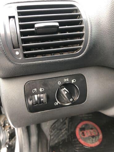 Audi: Audi A3: 1999 г., 1.6 л, Механика, Бензин, Хетчбек — 10