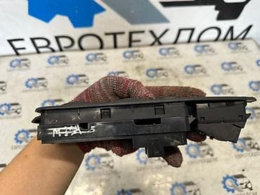 Унаа тетиктери: Блок управления стеклоподъемниками Mitsubishi Carisma DA5A 4G93 2001 — 6