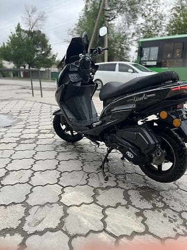 nmax скутер: Скутер (макси-стиль), черный - Дизайн: агрессивная передняя оптика с — 4