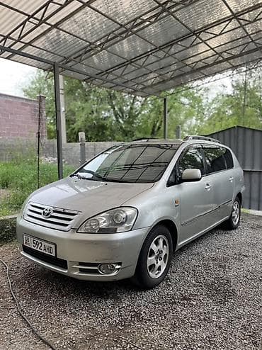 рено рапид: Toyota Avensis Verso: 2002 г., 2 л, Автомат, Газ, Минивэн — 1