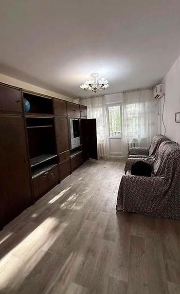 3 комнаты, 58 м², 4 мкр 104 серия, 4 этаж, Косметический ремонт — 7