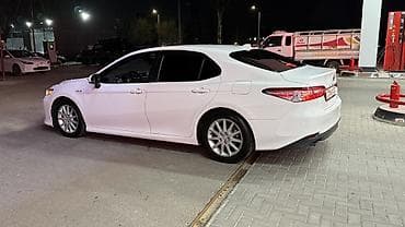 toyota supra: Toyota Camry: 2018 г., 2.5 л, Автомат, Гибрид, Седан — 3